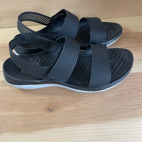 Crocs Women’s Literide 360 Sandals - Picture 5 of 7